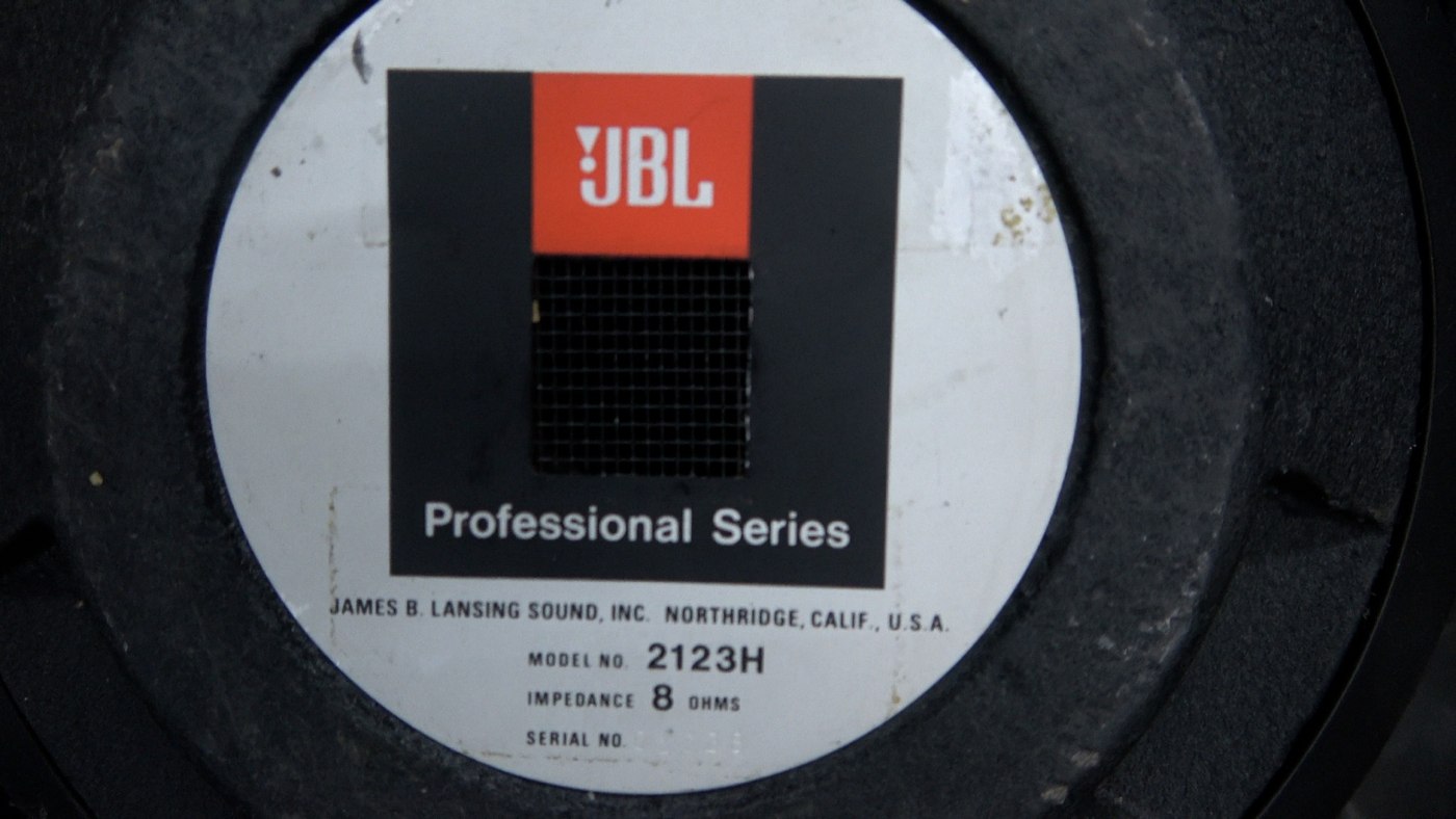 JBL 2123H