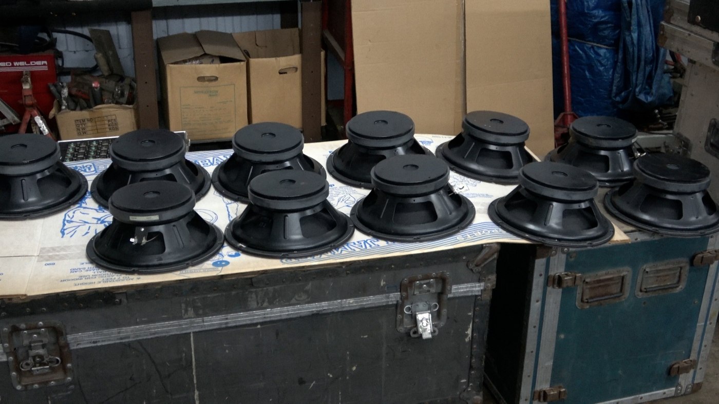 Unidentified professional 12-inch drivers